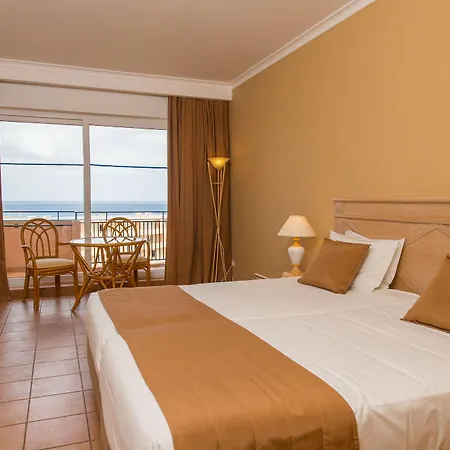 Baleira Hotel