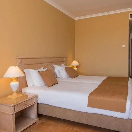 Baleira Hotel